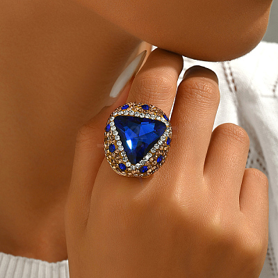 Unique Brass Triangle Ring with Rhinestone for Women HQ8887-3-1