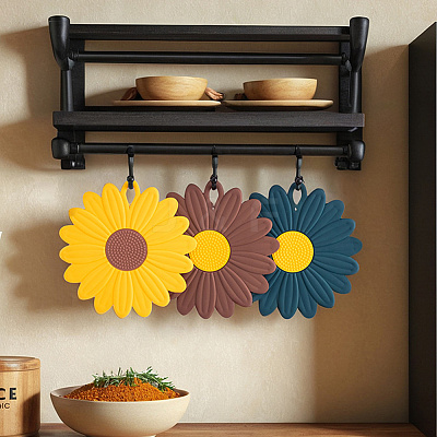 2Pcs 2 Style Flower Silicone Hot Pads AJEW-GF0011-17B-1
