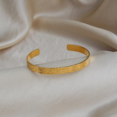 Minimalist Stainless Steel Open Cuff Bangles for Women PN5602-1