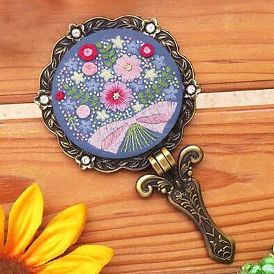DIY Foldable Handheld Mirror Embroidery Starter Kit SENE-PW0003-056D-1