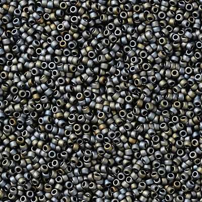 TOHO Round Seed Beads SEED-XTR15-0613-1