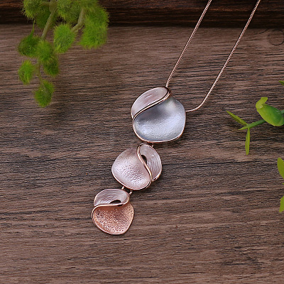 3 Irregular Heart Petal Zinc Alloy Enamel Pendant Necklaces for Women FS-WGE692F-03-1