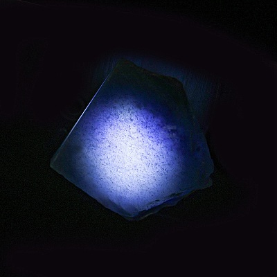 Nuggets Dyed & Heated Natural Blue Aventurine USB Night Light G-Q170-02D-1