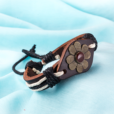 Adjustable Casual Unisex Flower Leather Bracelets BJEW-BB15621-1