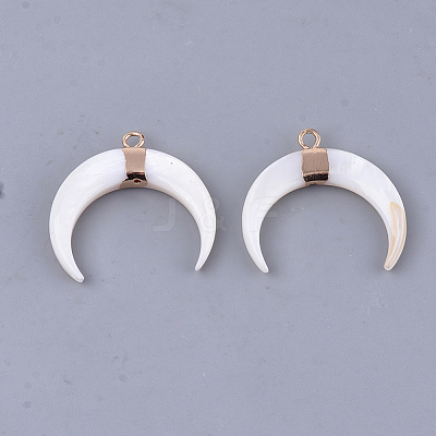 Freshwater Shell Pendants SHEL-T012-58G-1
