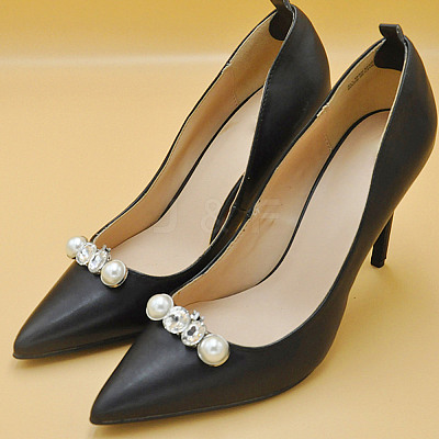 2 Pairs Rhinestone with Plastic Pearl Shoe Decoration AJEW-DR0001-43-1