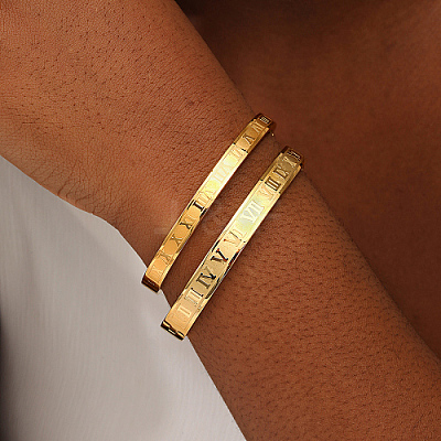 2Pcs 2 Style 201 Stainless Steel Hinged Bangles for Women QR1999-1-1