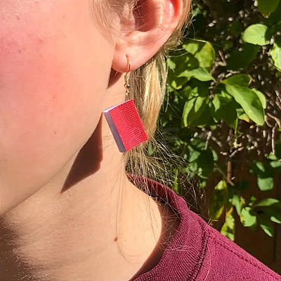 Alloy with Paper Book Dangle Earrings FS-WGE52F3-02-1